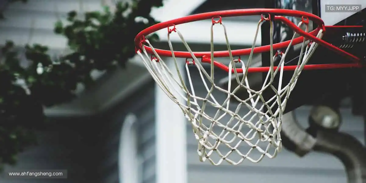 「突破极限,超越自我 —— 这里是体育精神的终极舞台!🔥报名参赛,书写你的传奇!」